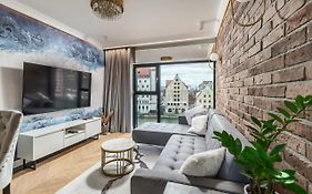 Riverview Apartment With Sauna - Old Town - Blue